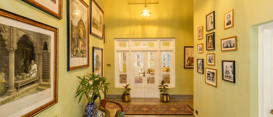 Mountain Mornings & Ganga Evenings: A Day in the Life at Kinwani House