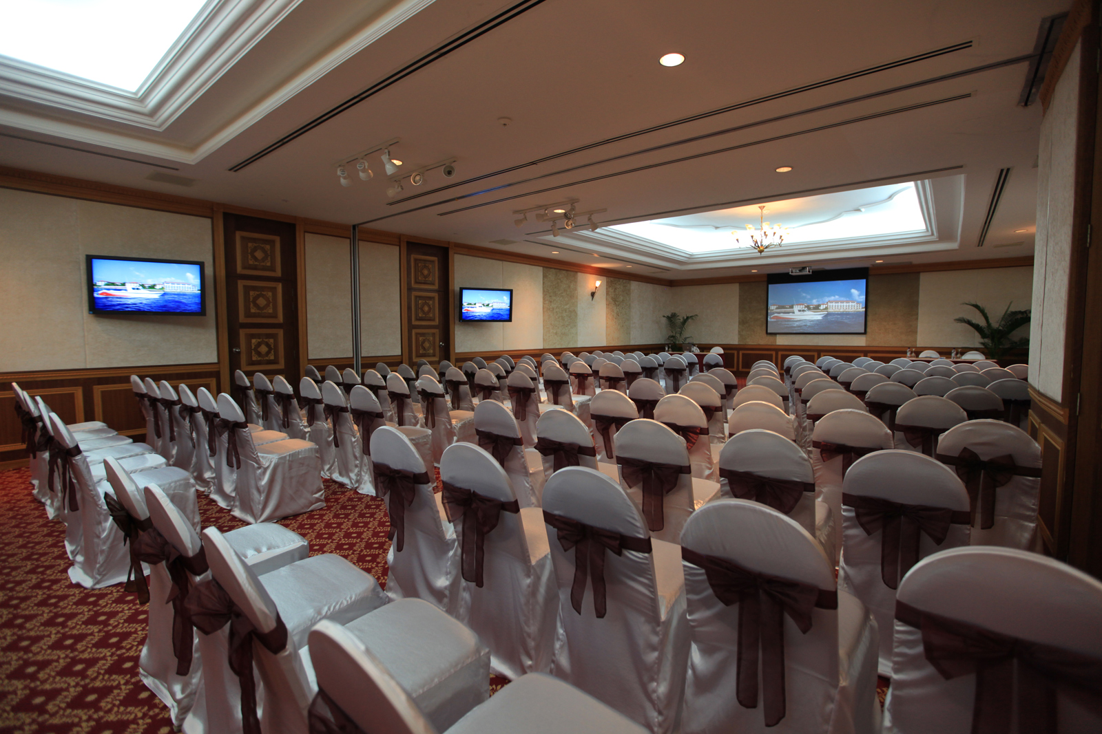 ballroom theater style 1