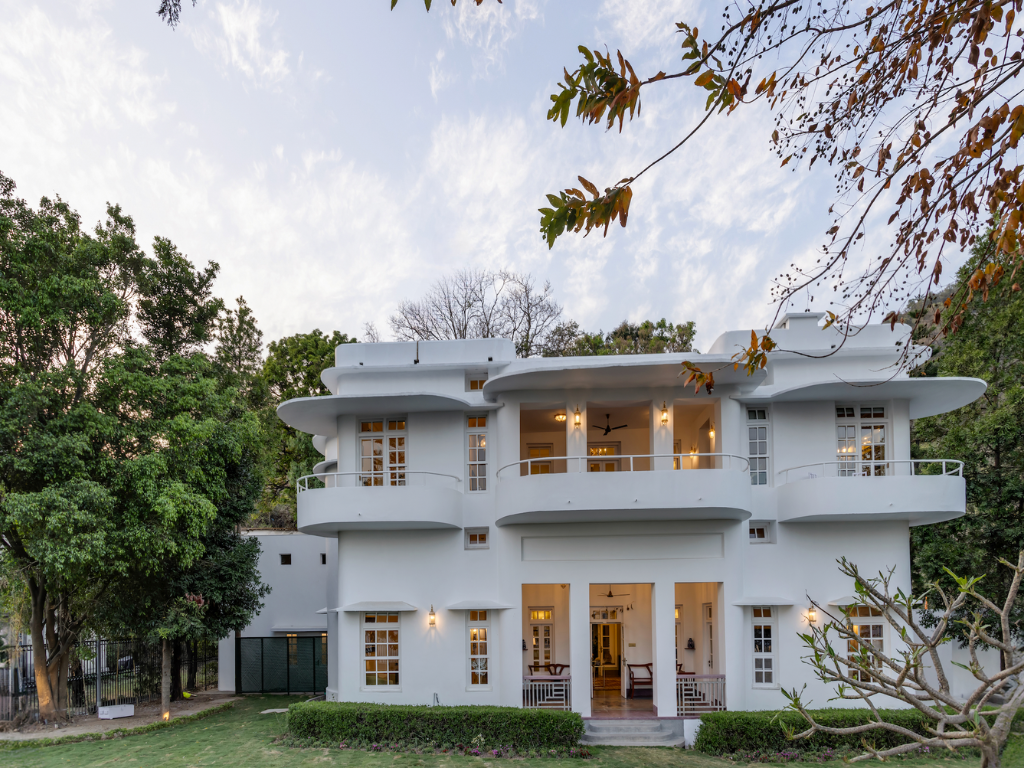 colection Kinwani House