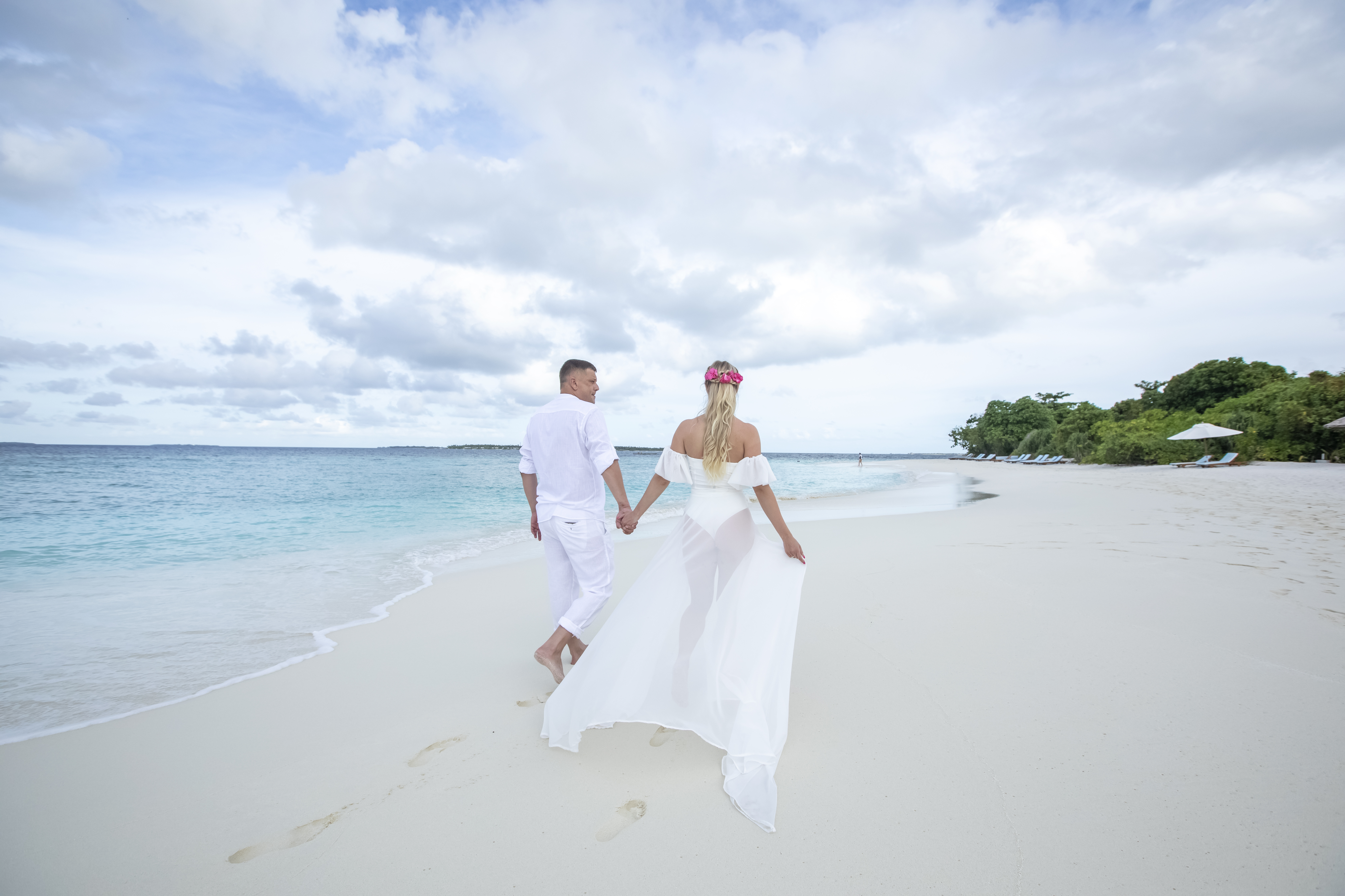 How to Plan the Perfect Honeymoon at Reethi Faru Resort